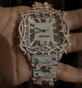 Correa de Cuero con Diamantes de Imitación Moissanite y Cuarzo, Diseño Personalizado de Corona de Espinas Completamente Engastada, Estilo Hip Hop para Hombre, Dos Tonos, Acero Inoxidable, Oro Amarillo - Product Image 6