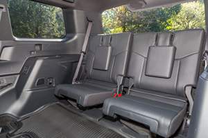 État comme neuf, Lexus GX 550 Luxury+ 2024, V6 biturbo, très bien équipé - Product Image 5