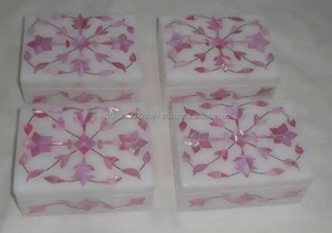 High on Demand Hammered 10x7.5 cm Marble <b>Jewellery</b> with Pink Mother of Pearl Design for Worldwide Supply from India - Product Image 3