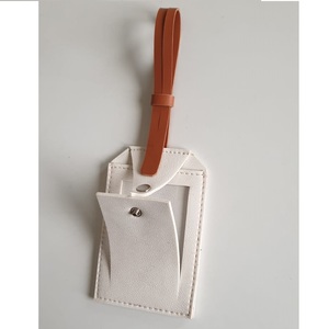Etiquette de bagage en cuir PU de luxe Sangle à boucle réglable Fenêtre de carte nominative ouverte Cuir PU classique - Product Image 2