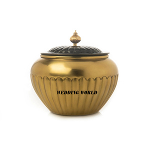 Pot à bonbons en métal décoratif pour cuisine et hôtel Qualité supérieure Vente en gros Fait à la main Serveur de noix Vente en gros Pot à fruits secs en métal - Product Image 5