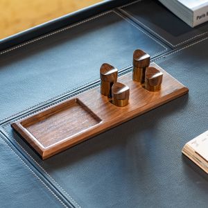 Cenicero de madera hecho a mano con elegancia rústica Producto único y duradero - Product Image 2