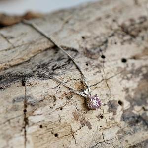 Moissanite rose certifiée GRA 6mm pierre précieuse ronde en argent 925 faite à la main Collier de créateur de bijoux fins pour femmes personnalisé - Product Image 4