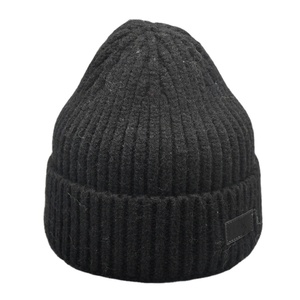 หมวกบีนนี่สำหรับผู้ใหญ่2026หมวกบีนนี่ลายสีสันสดใสโลโก้ตามสั่งสำหรับฤดูหนาว - Product Image 2