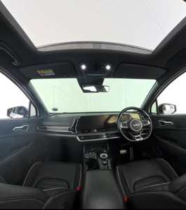 Voiture d'occasion de qualité et abordable, Kia Sportage 1.6 T-GDI GT Line S automatique, conduite à droite, modèle 2022 - Product Image 2