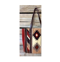 Meilleure vente de sacs pour femmes en laine de qualité supérieure Western Navajo Print Geometrical Design Dual Pin Buckle Closure Double Strap