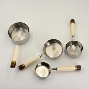 Tazas Medidoras de Acero Inoxidable Personalizadas con Mango de Resina para Medir, Cuchara para Café en Grano, para Té, Azúcar en Polvo - Product Image 1