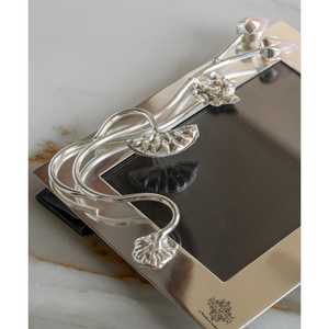 Cadre photo décoratif en métal plaqué argent en forme de bourgeon de lotus - Product Image 4