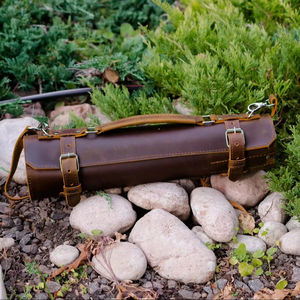 Couteau de chef vintage en cuir véritable personnalisable rouleau LKR-0004 organisateur de rangement de cuisine portable OEM de barbecue - Product Image 1