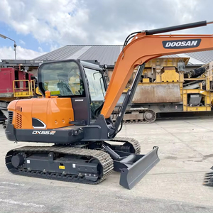 Doosan เครื่องขุด DX55-9CN 2022พร้อมปั๊มแบริ่งและเกียร์5400กก. - Product Image 1