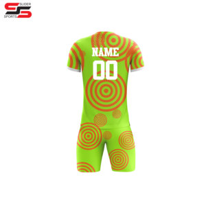 Tenues de football avec designs personnalisables, 100 % polyester, couleurs et tailles sur mesure pour les équipes universitaires et collégiales - Product Image 4