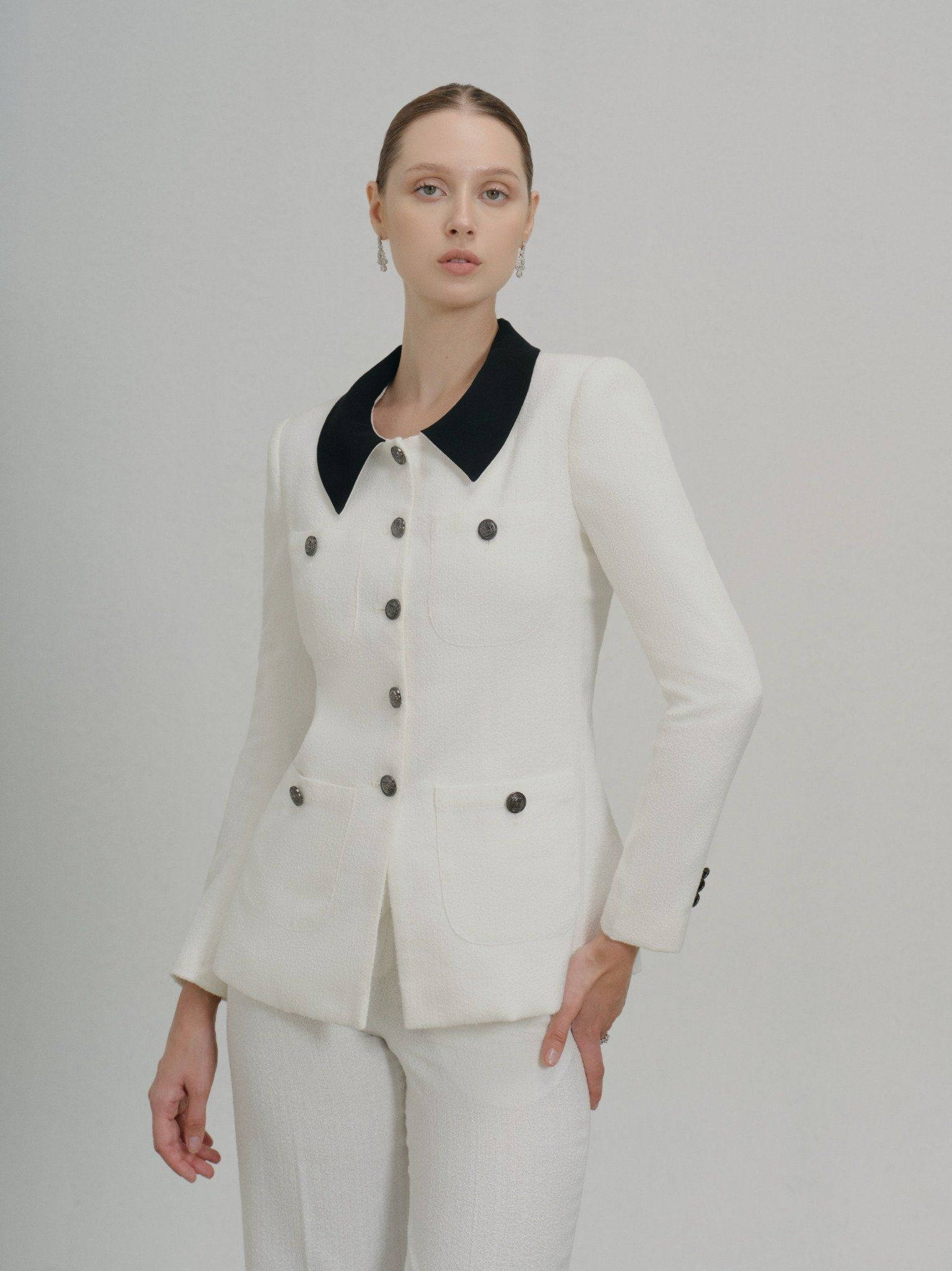 สีขาว-ดำ