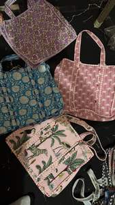 Sac fourre-tout Kantha matelassé à la main en coton recyclé avec motif géométrique, léger, pliable, en tissu ethnique, avec poignée en corde - Product Image 2