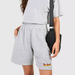 กางเกงขาสั้นลำลองฤดูร้อนของผู้หญิงเสื้อเจอร์ซีย์ผ้าฝ้าย100% Hather Grey Boxy พอดีกับกระเป๋าข้างลายฮอต - Product Image 4