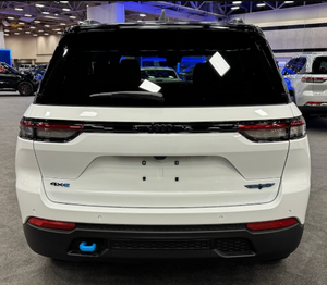 Jeep Grand Cherokee 4xe 4WD Híbrido SUV 2024 Seminuevo - Product Image 2