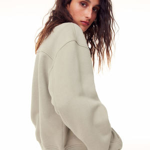 Sudaderas con logotipo personalizado de lana Lisa para mujer y niña, sudadera con hombros caídos, sudadera para mujer, Sudadera con cuello redondo - Product Image 3