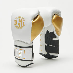 ถุงมือซ้อมชกมวยสำหรับมืออาชีพถุงมือหนังแบบเจาะรูออกแบบโลโก้ได้ตามต้องการ - Product Image 4