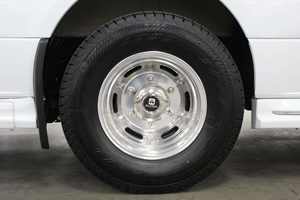 รถบ้านมือสองราคาถูก ปี 2023-2025 รุ่น Class B RV INTER STATE 24GL รถบ้านหรูสำหรับครอบครัว ยูโร 5 มาตรฐานไอเสีย 4-6 เครื่องยนต์เหล็ก/อลูมิเนียม - Product Image 6