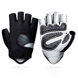 Produit très demandé Dernière collection Gants d'haltérophilie Gants d'haltérophilie demi-doigts de style unique - Product Image 1