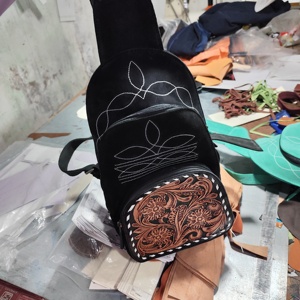 Nouvelle couverture de selle Style occidental sac à bandoulière Cactus usiné sac de poitrine Cowgirl sac de messager de mode à la mode au meilleur prix - Product Image 5