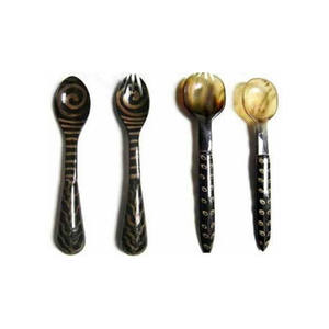 Cuillère à couverts torsadée en corne de buffle Cuillère à sel de cuisine de taille personnalisée pour la maison et l'hôtel à faible coût Cuillère à couverts à vendre - Product Image 4