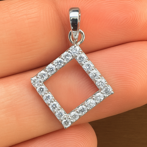 Pendentif carré en argent sterling fin plaqué rhodium, design minimaliste, zircon, breloques pour femmes, cadeaux, occasions, Rhaya 1,2 g - Product Image 2