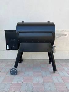 Parrilla Ahumadora de Pellets Ironwood 885 Resistente, Negra, para Exteriores, con Encendido Electrónico por Pulsador - Product Image 4