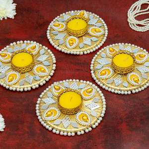 Photophore élégant avec fleurs artificielles et photophore-Lot de 4 pour Diwali, Noël, mariage et décoration intérieure - Product Image 1