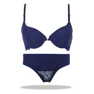 Conjunto de sujetador y bragas con relleno de malvavisco negro - Product Image 3