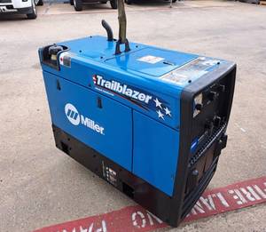 Générateur de soudage MIG Miller Trailblazer 325, machine à souder haute fréquence, moteur à essence Kohler 23,5 HP, portable pour travaux sur le terrain - Product Image 4