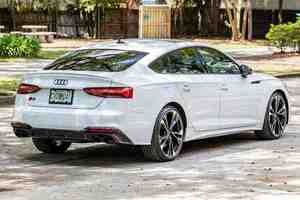 Audi S5 Sportback 2024, 349 ch, V6 turbo, pack Premium Plus, transmission intégrale, sièges en cuir non modifiés, caméra arrière - Product Image 3