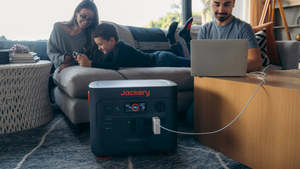 Estación Generadora de Energía Solar Portátil Jackery EU Explorer <span class=keywords><strong>3000</strong></span> Pro, 200W Onda Sinusoidal Pura, 3024Wh de Capacidad, Batería de Iones de Litio, Linterna - Product Image 5