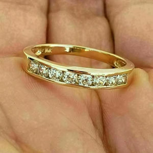 Anillo de Eternidad de Plata 925 con Diamante Moissanita Real de Corte Redondo de 2 Quilates - Product Image 1