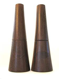 Salière et poivrière en bois de luxe |   Accessoires de table d'hôtel - Product Image 4