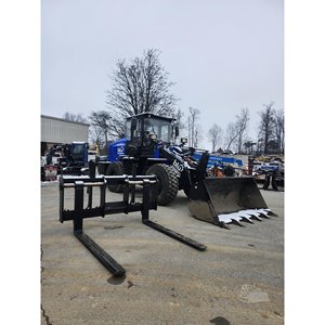 รถแทรกเตอร์ตักดินขนาดเล็ก รุ่น 2026 BLU W935 กำลัง 140.8 แรงม้า รับประกัน 4 ปี - Product Image 1