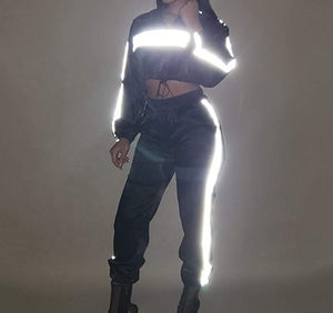 ชุดเสื้อฮู้ดกันลมแบบกำหนดเอง ชุด 2 ชิ้น แบบเรียบง่าย สำหรับผู้หญิง สามารถปรับแต่งได้ - Product Image 3