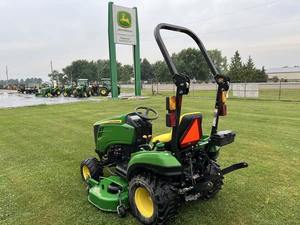 Tracteur compact original d'occasion Johnn pour Deeree 1023E à vendre - Product Image 6