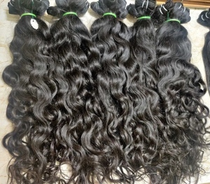 Pelo NATURAL de templo indio sin procesar, cabello humano rizado de aspecto NATURAL, venta al por mayor - Product Image 2