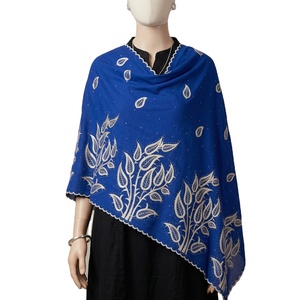 Châle Long Femme en Voile de Coton Polyester Multicolore Brodé de Strass Floraux, Doux, Léger et Respirant – Vente en Gros - Product Image 1