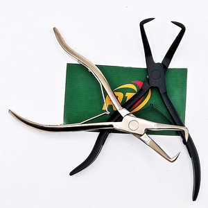 Herramientas de Extensión de Cabello con Micro-Anillos de Acero Inoxidable Negro Mate Ecológicas de Alta Calidad de Marca Privada REVAMP INTERNATIONAL - Product Image 3