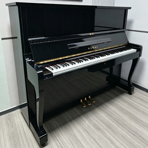 Piano vertical usado Premium KAWAI SA5E calidad japonesa gran oferta 88 teclas madera maciza patas dobladas piano vertical de Japón - Product Image 1