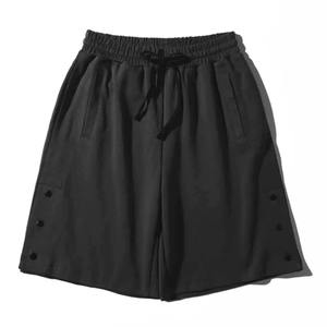 Pantalones cortos de chándal de pierna ancha con botones de tres filas, pantalones de chándal de calle holgados de algodón para hombre, pantalones cortos informales de moda para correr de baloncesto de verano - Product Image 6