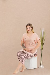 Ensemble Capri en viscose tricoté grande taille pour femme, manches courtes, imprimé, simple, doux, confortable, respirant, vêtements de nuit - Product Image 3