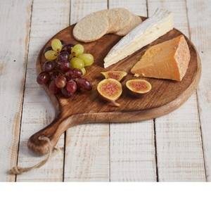 Planche à découper en bois de forme ronde durable et écologique pour servir des pizzas ou d'autres boutures de cuisine - Product Image 1