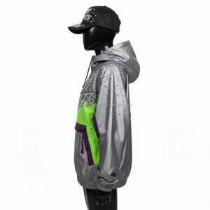 Veste coupe-vent en polyester métallisé 190 GSM pour femmes, panneaux argentés, verts et violets, avec logo personnalisé par transfert thermique, veste pour femmes - Product Image 3