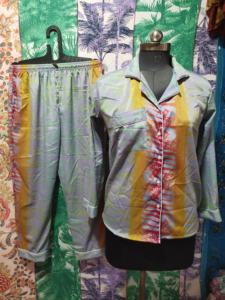 Ensemble de pyjamas de saris en soie vintage faits à la main costume de nuit en soie indienne douce pour les femmes vêtements de nuit de demoiselle d'honneur d'été élégants hiver - Product Image 4