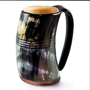 Nouvelle chope à bière en corne de buffle polie de style viking, chope à corne de boeuf faite à la main en gros pour les amateurs de bière, les cadeaux et les bars - Product Image 5