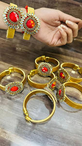 กำไลไหมประดับงานคันดันเทียม ของขวัญสำหรับเธอ ของชำร่วยงานฮัลดี เมเฮดี ของชำร่วยงานแต่งงานอินเดีย เครื่องประดับแฟชั่นอินเดีย - Product Image 3