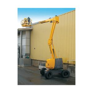 Plateforme de travail avec capacité de portée élevée, points de harnais de sécurité et système d'extension de flèche lisse - Product Image 5