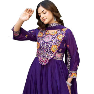 Heavy STAR Georgette Faux Fur Patrón único Bordado Stitch Hilo Secuencia TRABAJO Vestido largo/Salwar Suit Dupatta Party - Product Image 1